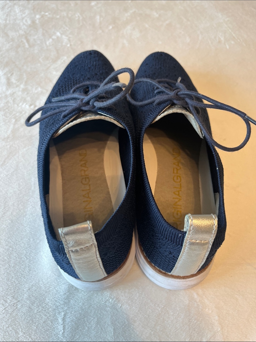 Cole Haan 7.5 - Picture 3 of 6